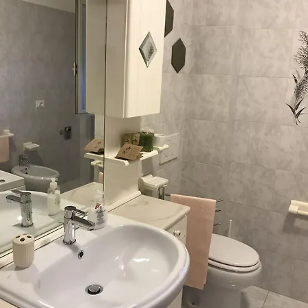 Tra Gli Ulivi Bed & Breakfast 3*