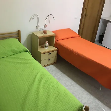 Bed & Breakfast Tra Gli Ulivi 3*