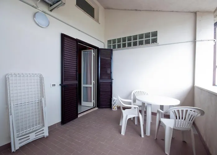 Tra Gli Ulivi Oda ve Kahvaltı 3*