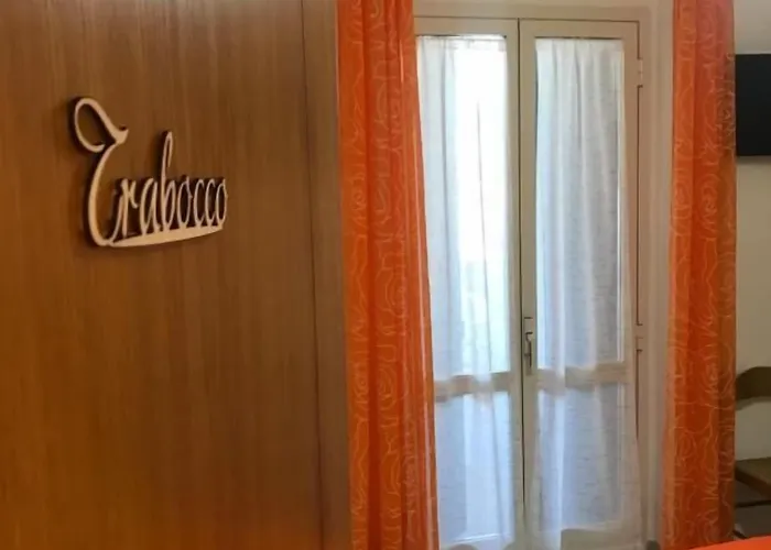 Tra Gli Ulivi Oda ve Kahvaltı 3*